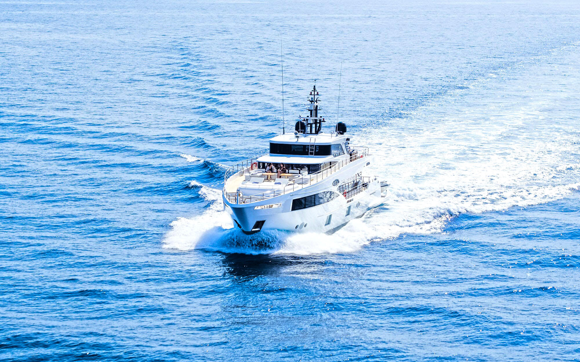 Gulf Craft - Very nice Majesty 100 2022 TissoT Yachts Switzerland